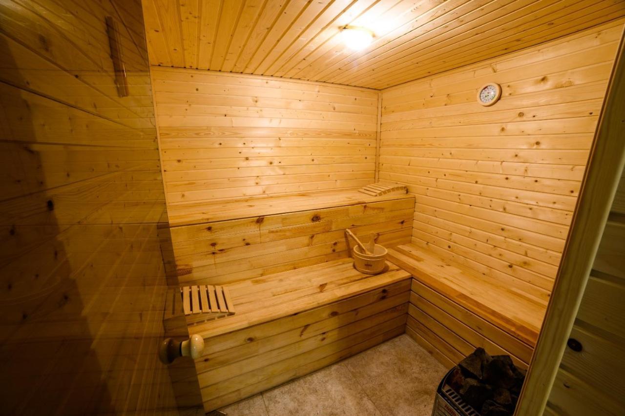 Chalet First Hill Gura Humorului Eksteriør billede