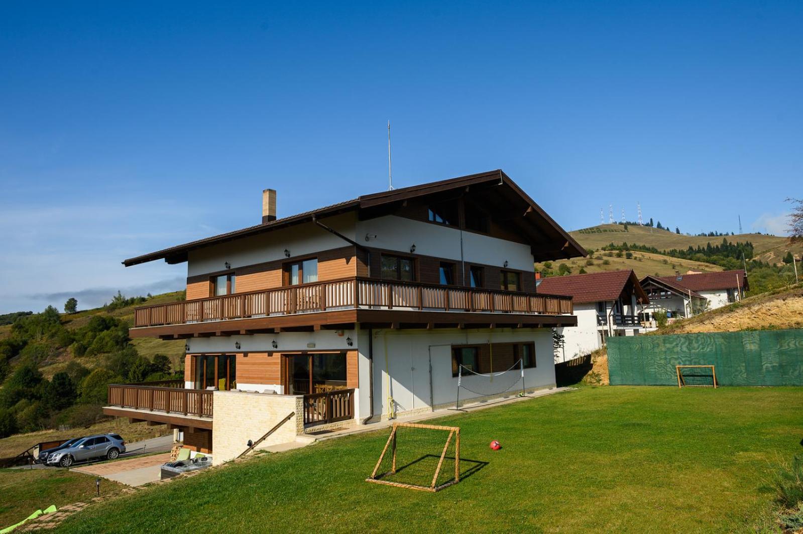 Chalet First Hill Gura Humorului Eksteriør billede